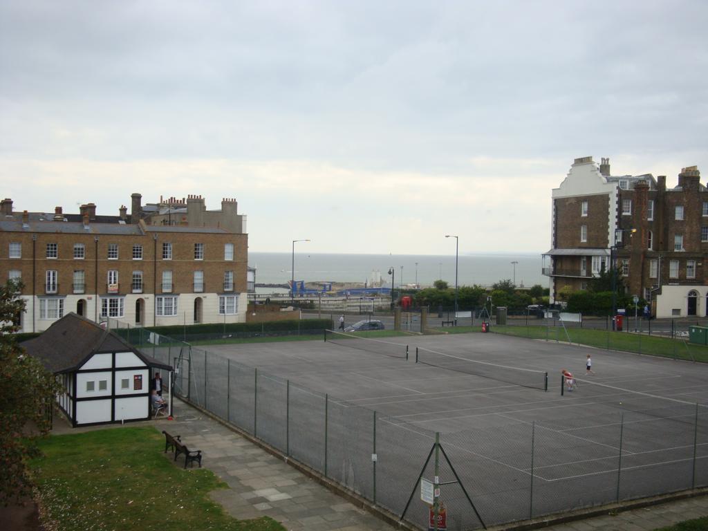 Spencer Court Hotel Ramsgate Kültér fotó